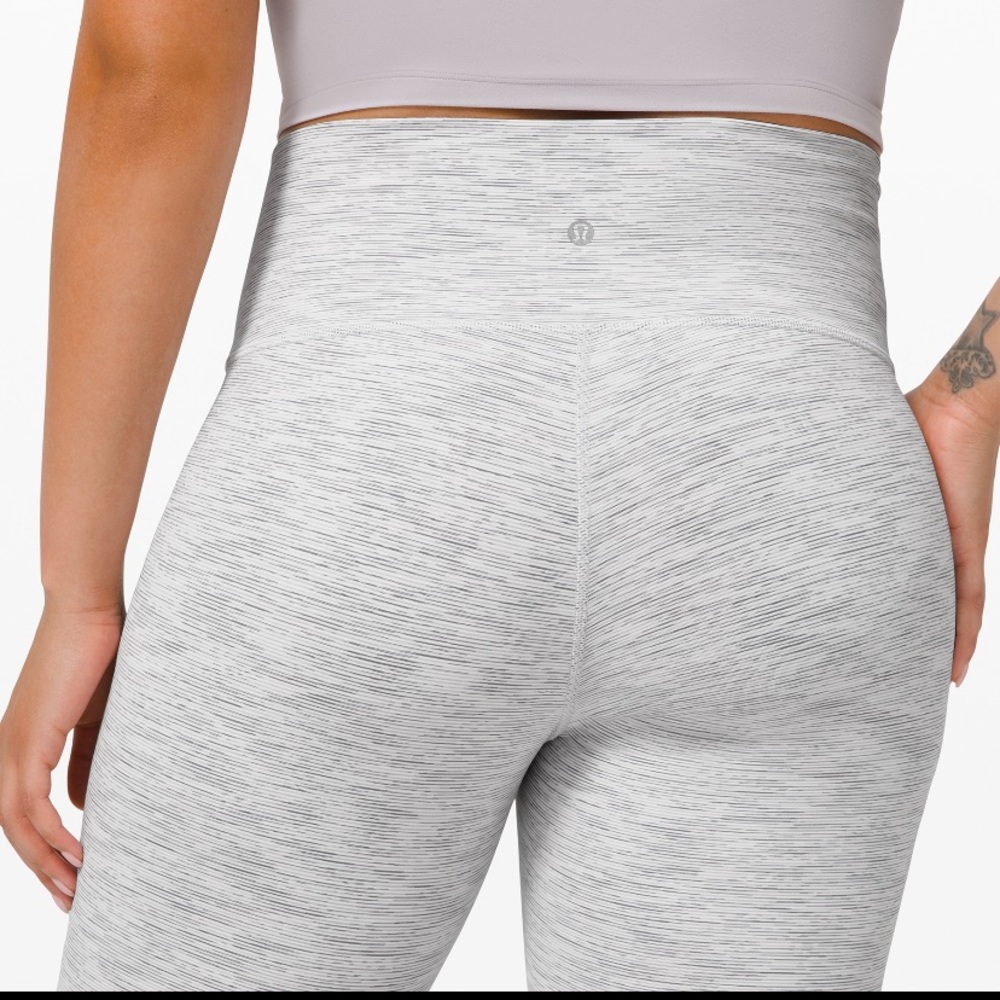 Lululemon White Wunder Under High Rise